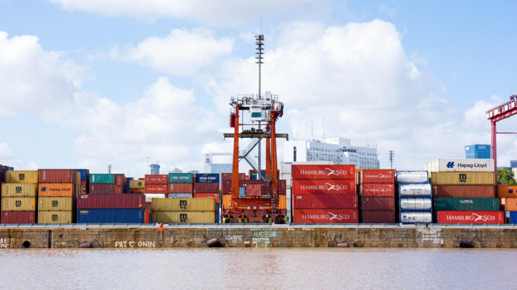 El Gobierno libera el 36% de las importaciones destinadas de manera obligatoria al “canal rojo” de la Aduana - Argentina.gob.ar Presidencia de la Nación